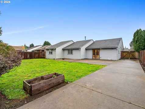 10016 NE 71st Street Vancouver WA 98662