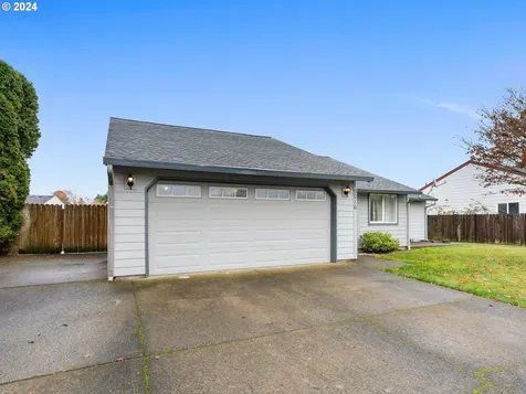 10016 NE 71st Street Vancouver WA 98662