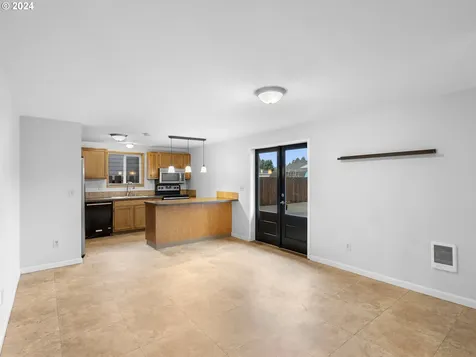 10016 NE 71st Street Vancouver WA 98662