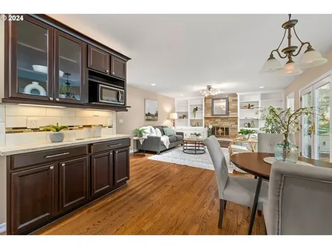 17154 Nw Woodmere Court Beaverton OR 97006