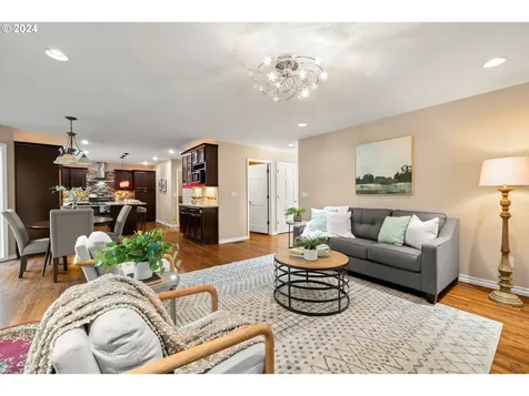 17154 Nw Woodmere Court Beaverton OR 97006