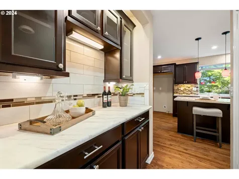 17154 Nw Woodmere Court Beaverton OR 97006