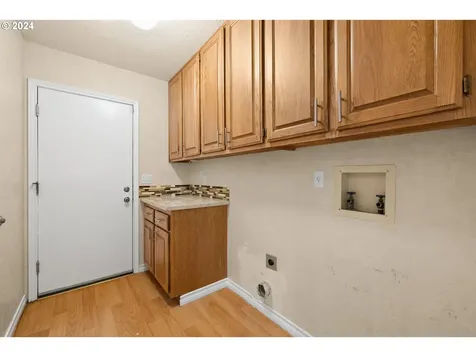 17154 Nw Woodmere Court Beaverton OR 97006