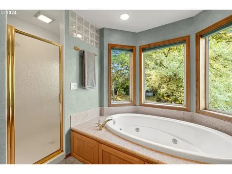 17154 Nw Woodmere Court Beaverton OR 97006