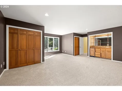 17154 Nw Woodmere Court Beaverton OR 97006