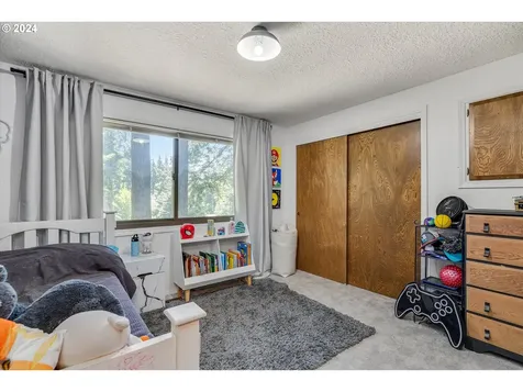19301 Se Debora Drive Damascus OR 97089