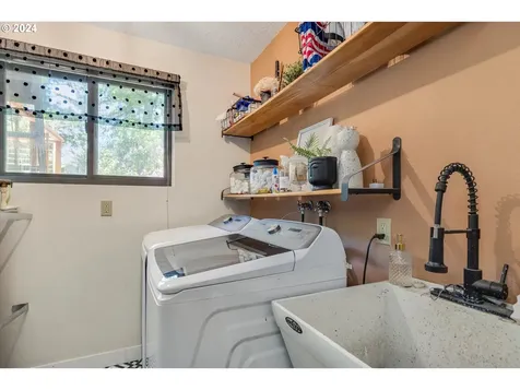 19301 Se Debora Drive Damascus OR 97089