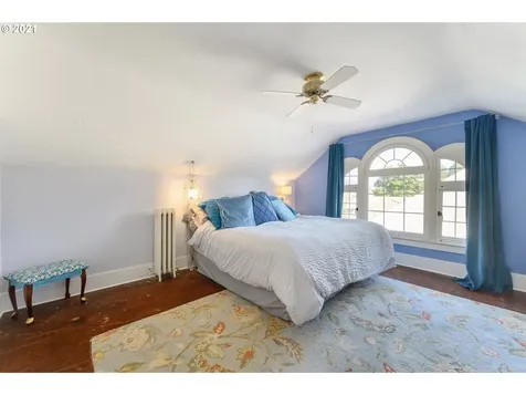 316 Se Court Street Dallas OR 97338