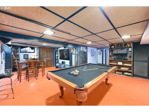 316 Se Court Street Dallas OR 97338