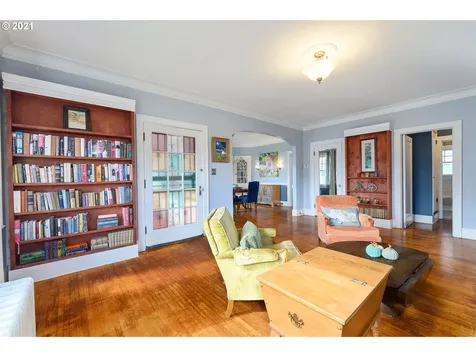 316 Se Court Street Dallas OR 97338