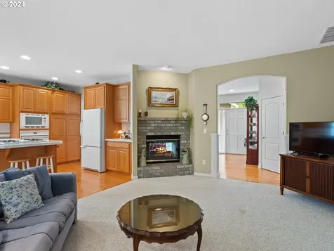 14394 Se Purple Finch Loop Happy Valley OR 97086