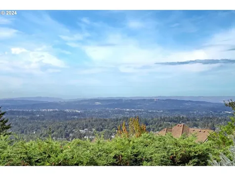 4041 NW Lewis Lane Portland OR 97229