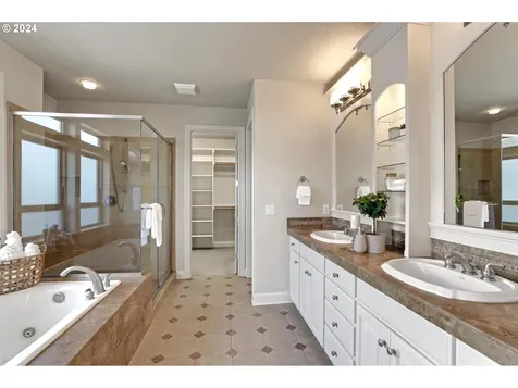 4041 NW Lewis Lane Portland OR 97229