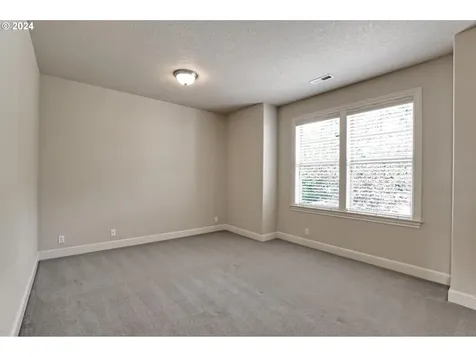 4041 NW Lewis Lane Portland OR 97229