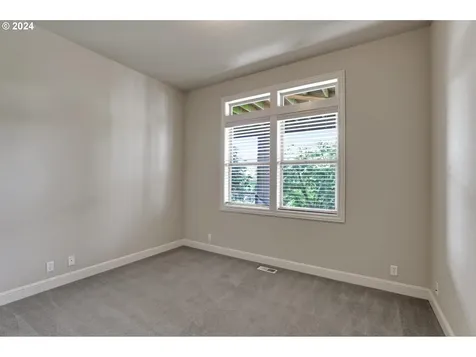 4041 NW Lewis Lane Portland OR 97229
