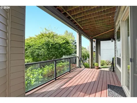 4041 NW Lewis Lane Portland OR 97229