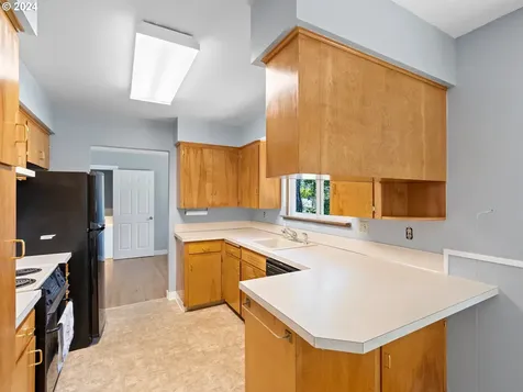13109 Sw 62nd Avenue Portland OR 97219