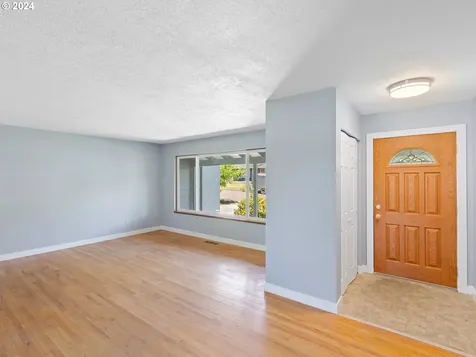13109 Sw 62nd Avenue Portland OR 97219