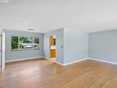 13109 Sw 62nd Avenue Portland OR 97219