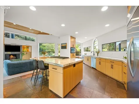 20967 SW Meadow Way Tualatin OR 97062
