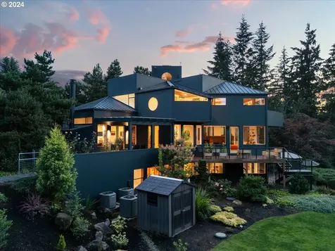 20967 SW Meadow Way Tualatin OR 97062