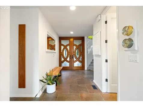 20967 SW Meadow Way Tualatin OR 97062