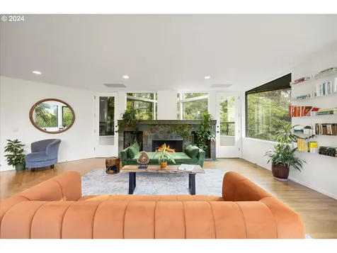 20967 SW Meadow Way Tualatin OR 97062