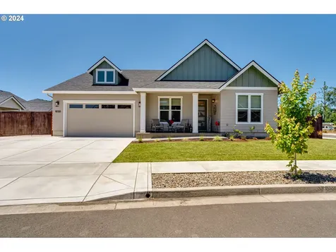 1020 S 33rd Street Springfield OR 97478