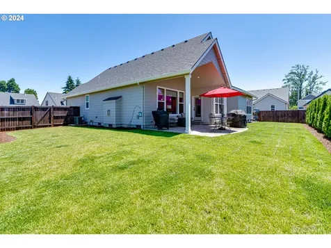 1020 S 33rd Street Springfield OR 97478