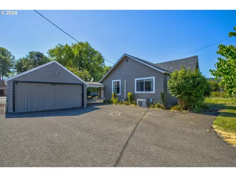 535 S State Street Sutherlin OR 97479