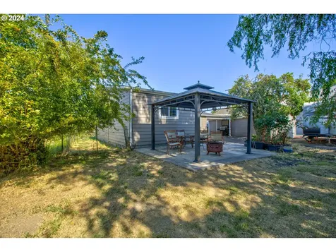 535 S State Street Sutherlin OR 97479