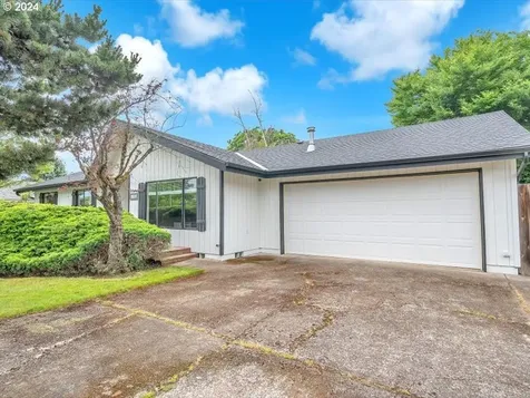 306 E Park Avenue Molalla OR 97038