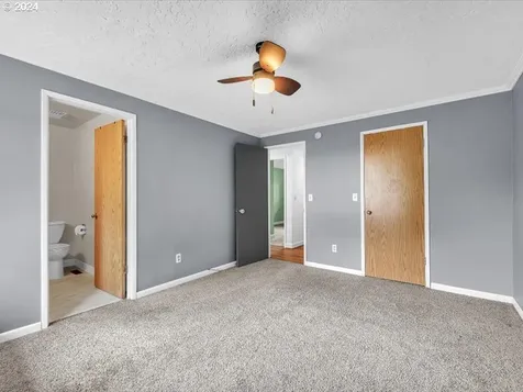 306 E Park Avenue Molalla OR 97038
