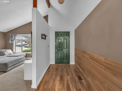 306 E Park Avenue Molalla OR 97038