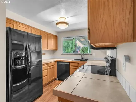 306 E Park Avenue Molalla OR 97038