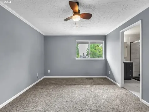 306 E Park Avenue Molalla OR 97038