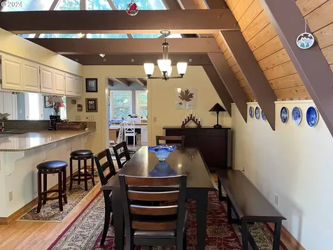 5971 View Court Florence OR 97439