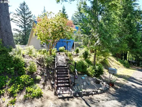 5971 View Court Florence OR 97439