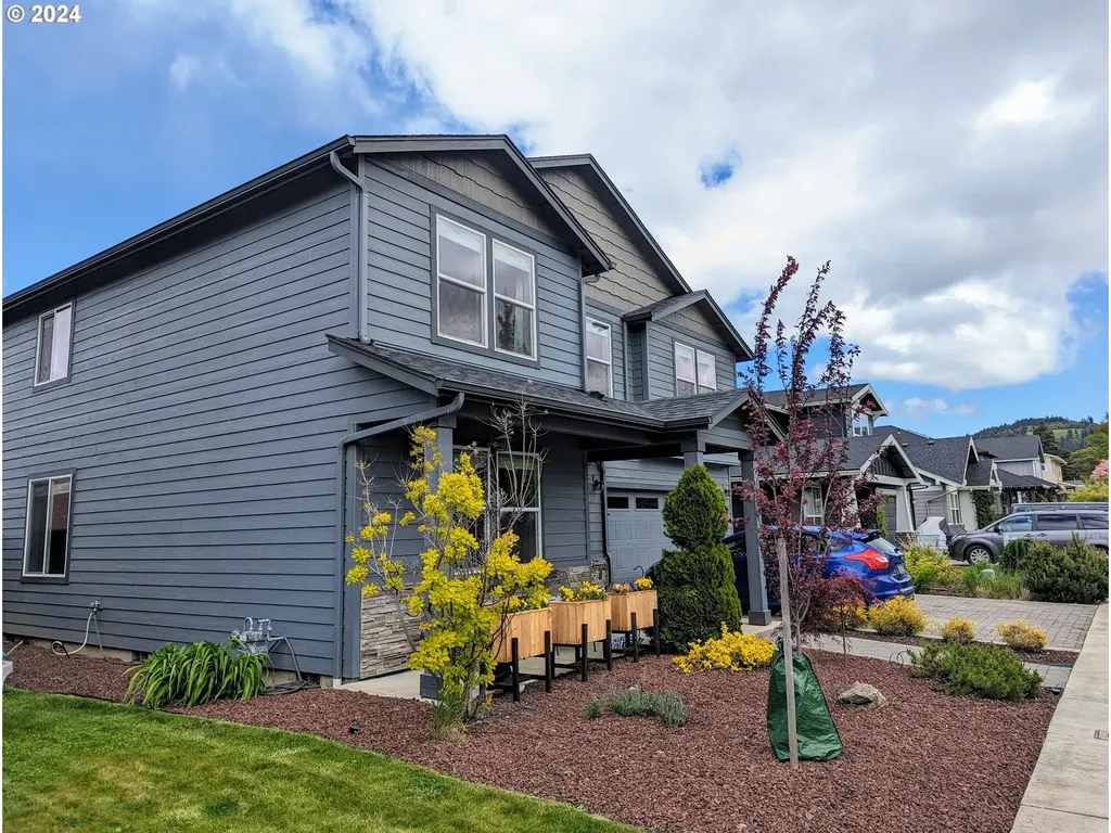 408 Cameo Drive Hood River OR 97031