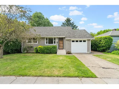 2916 Se Sherman Street Portland OR 97214
