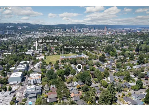2916 Se Sherman Street Portland OR 97214