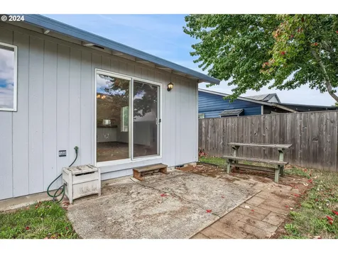 664 SE 72nd Avenue Hillsboro OR 97123