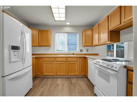 664 SE 72nd Avenue Hillsboro OR 97123