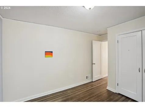 8835 NE Beech Street Portland OR 97220
