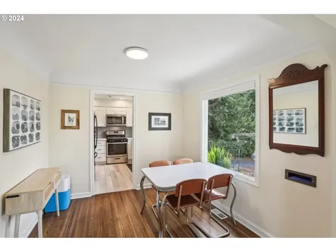 8835 NE Beech Street Portland OR 97220
