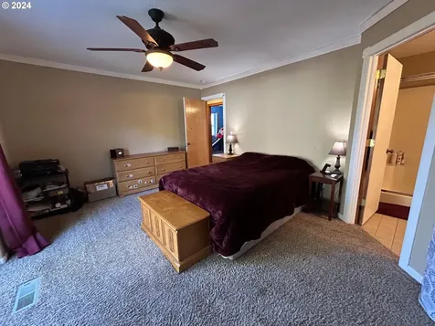 3083 SW Corbeth Lane Troutdale OR 97060