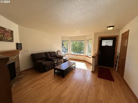 3083 SW Corbeth Lane Troutdale OR 97060