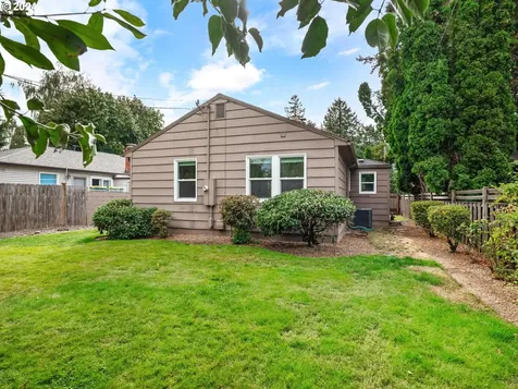 2144 Ne 78th Avenue Portland OR 97213