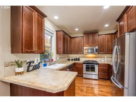 14705 Sourwood Street Oregon City OR 97045