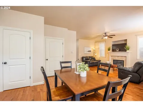 14705 Sourwood Street Oregon City OR 97045